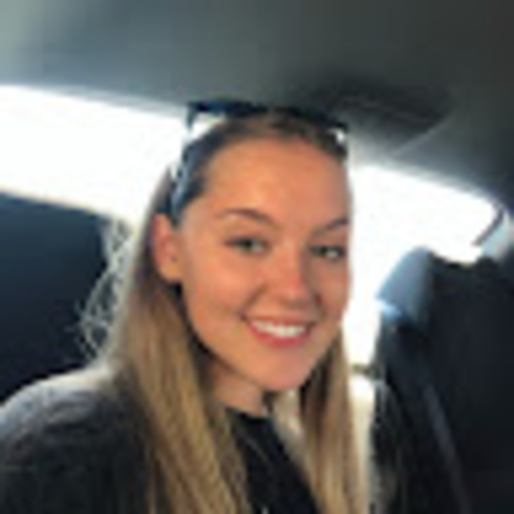 Meet your Posher, Emma